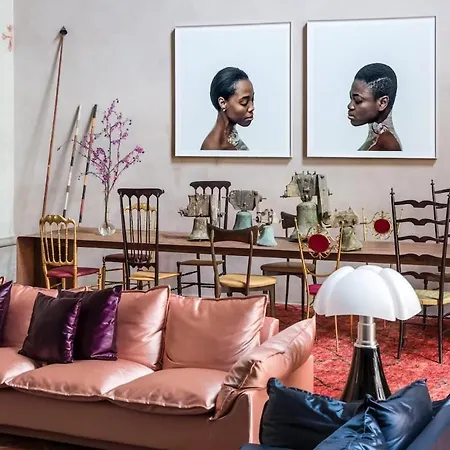 Luxury And History In An 18th-century Church - Historical Center