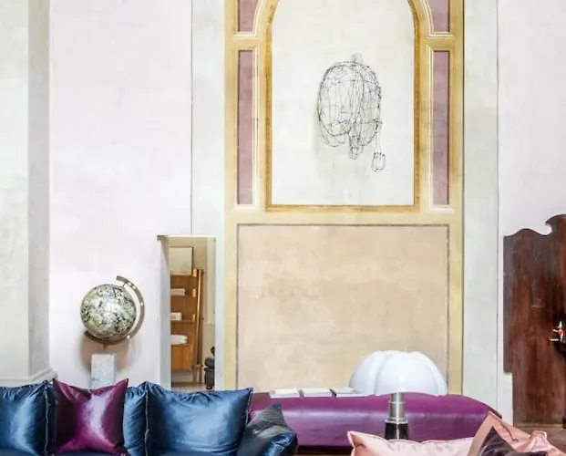 Luxury And History In An 18th-century Church - Historical Center Apartament Bolonia