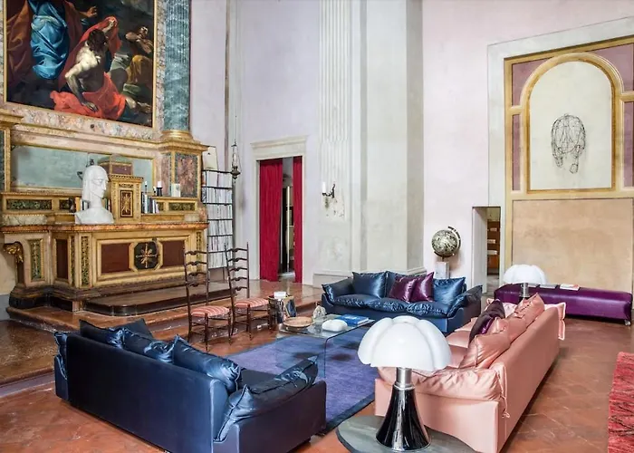 Luxury And History In An 18th-century Church - Historical Center Apartament