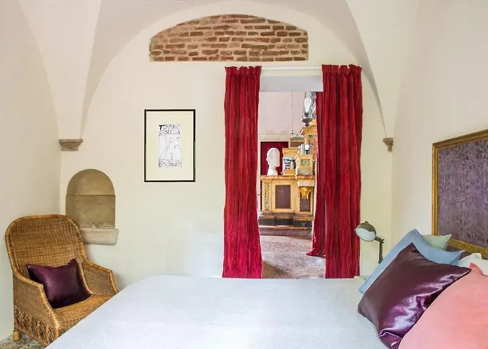 Luxury And History In An 18th-century Church - Historical Center * Bolonia